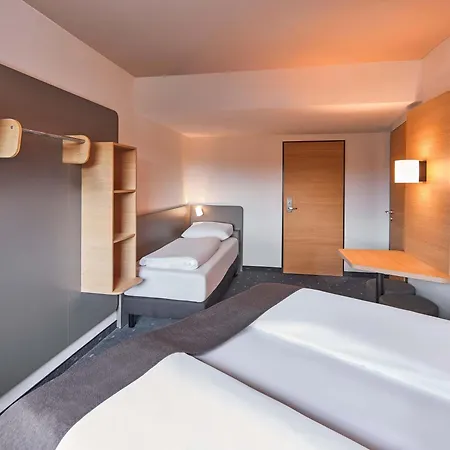 Отель B&B Hotel Hamm 3*